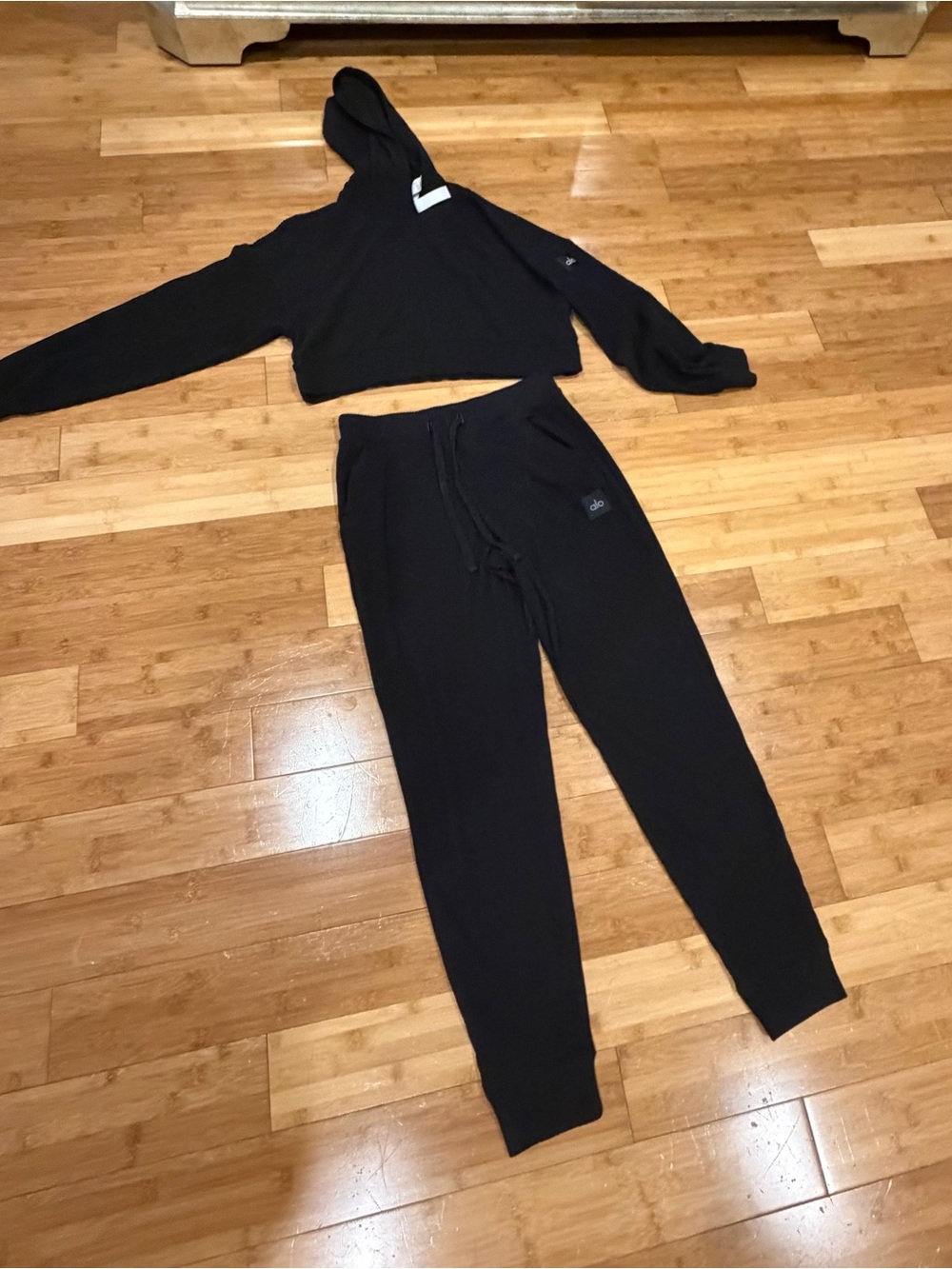 Alo Muse Ribbed Hoodie & Jogger